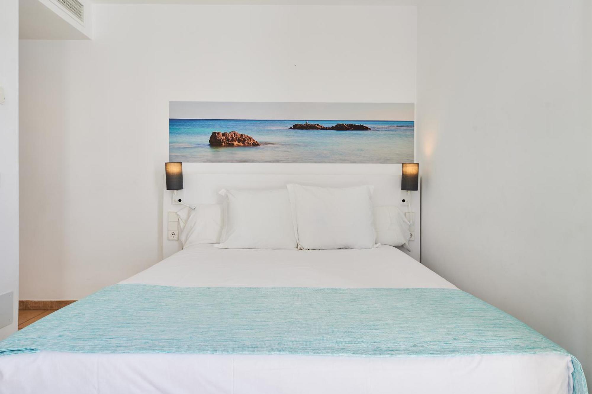 Aluasun Continental Park Hotel & Apartments Platja de Muro Δωμάτιο φωτογραφία