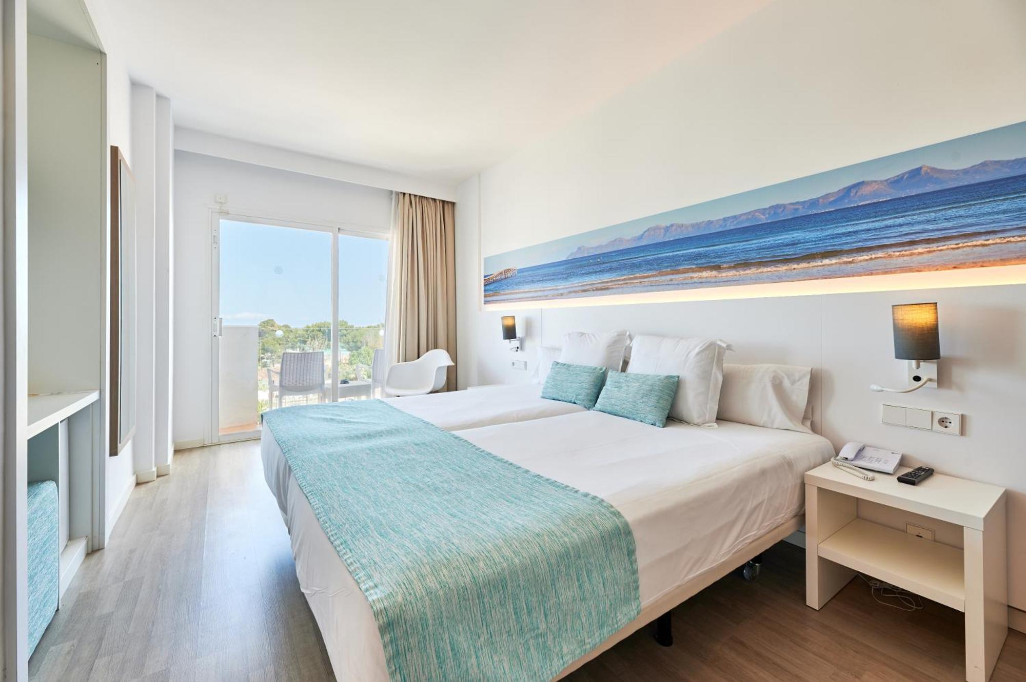 Aluasun Continental Park Hotel & Apartments Platja de Muro Εξωτερικό φωτογραφία