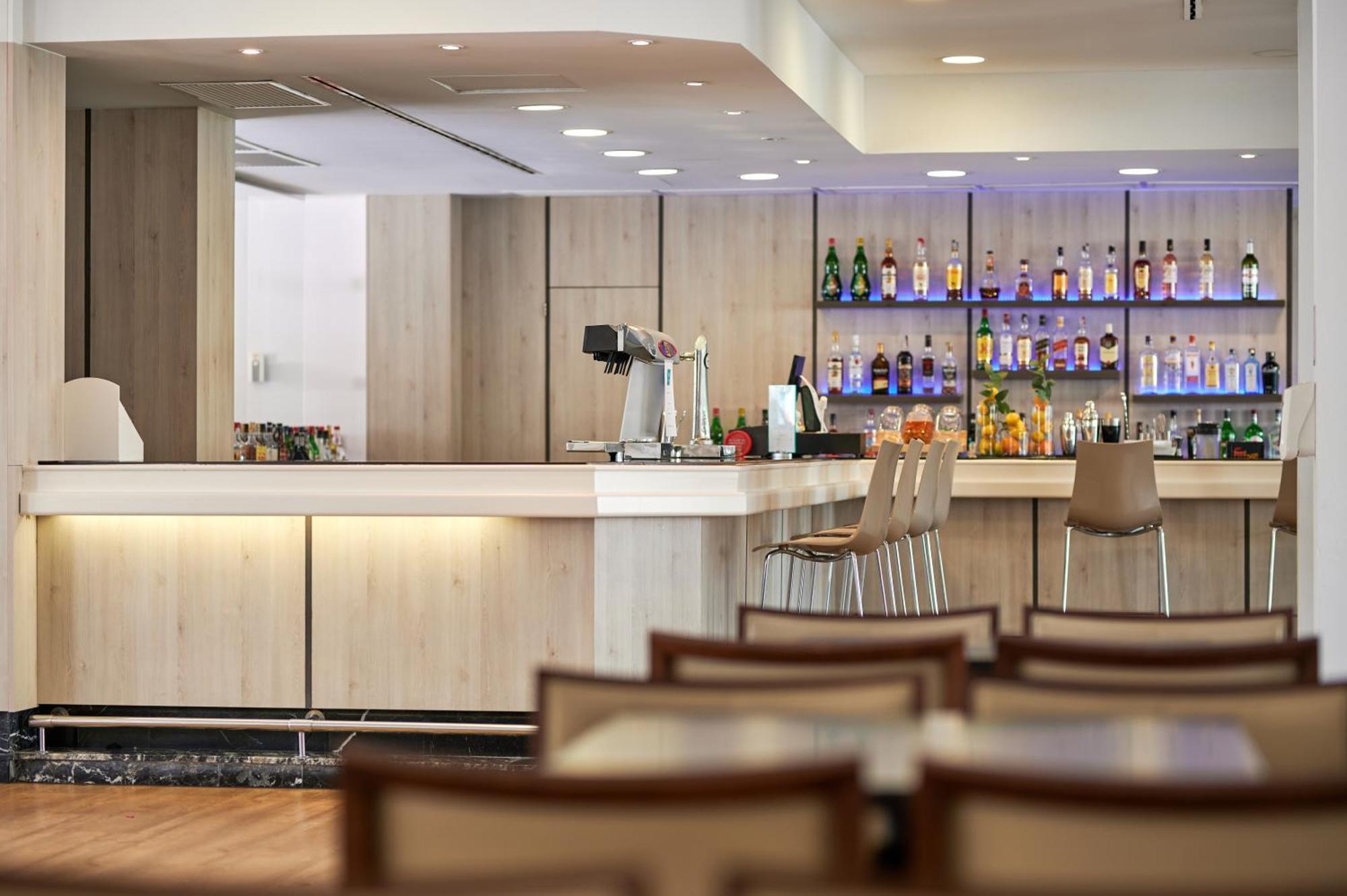 Aluasun Continental Park Hotel & Apartments Platja de Muro Εξωτερικό φωτογραφία