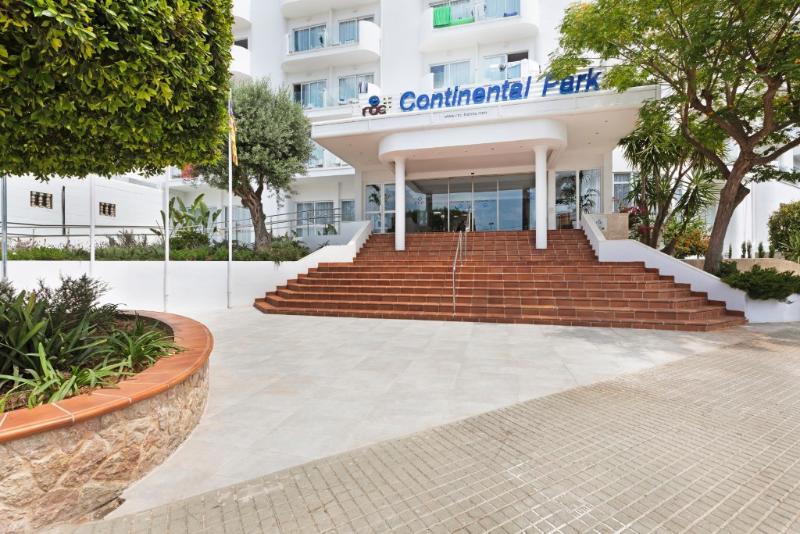 Aluasun Continental Park Hotel & Apartments Platja de Muro Εξωτερικό φωτογραφία